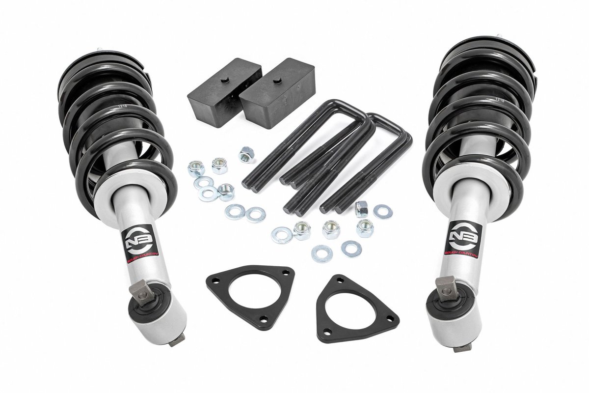 GMC Sierra 1500 Suspension Lift Kit - Rough Country - 2.5 Inch Lift, Alu/Cast Steel, N3 Strut - '07-'16